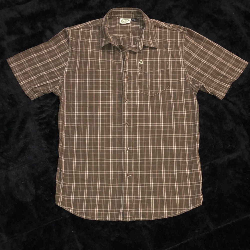 Volcom Short Sleeve Button Down Size Medium